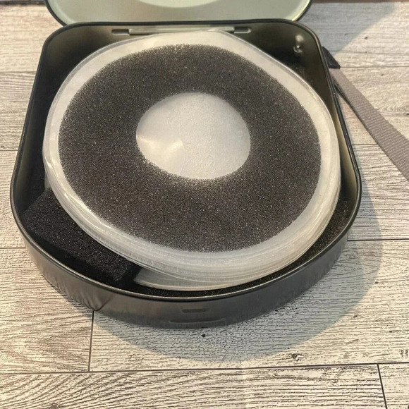 Dale Earnhardt Jr NASCAR CD Storage Tin With Sleeves Winners Circle - Picture 7 of 9